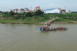 Bảo đảm an toàn giao thông trên các tuyến sông