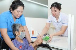 Các bệnh viện lớn sẵn sàng khám, cấp cứu xuyên kỳ nghỉ lễ Quốc khánh