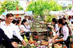 Đưa đặc sản vùng miền vào dòng khách du lịch