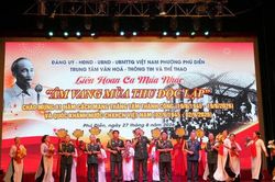Phường Ph&uacute; Diễn rộn r&agrave;ng kh&ocirc;ng kh&iacute; m&ugrave;a thu Độc lập