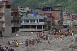 Sau lũ qu&eacute;t, Nepal đối mặt g&aacute;nh nặng t&aacute;i thiết 5 tỷ USD