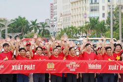 Thanh Hóa: Hơn 4.000 người sải bước vì một Việt Nam vững bền