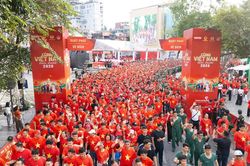 Đắk Lắk sôi nổi chương trình đi bộ 'Cùng Việt Nam tiến bước' năm 2026