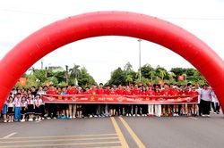 Quảng Ngãi sôi nổi chương trình đi bộ 'Cùng Việt Nam tiến bước'