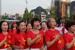 Quảng Ninh: Hơn 31.000 người tham gia chương trình 'Cùng Việt Nam tiến bước'