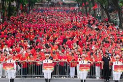 Từ 6,3 tỷ đến hơn 10 tỷ bước chân: 'Cùng Việt Nam tiến bước' vượt kỳ vọng