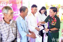 Thương binh Đo&agrave;n Xu&acirc;n Luyến v&agrave; n&eacute;n t&acirc;m hương tri &acirc;n đồng đội