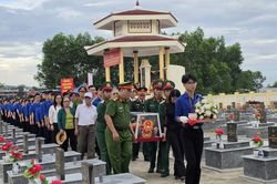 Truy điệu, an táng 5 hài cốt liệt sĩ được quy tập tại Gò Tràm