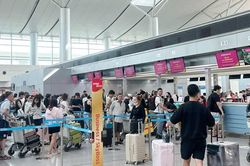 Sân bay Tân Sơn Nhất dự kiến phục vụ hơn 113.000 hành khách trong ngày 30-8