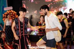 Người dân Đà Nẵng đi Phiên chợ Độc lập, trải nghiệm văn hóa Cơ Tu