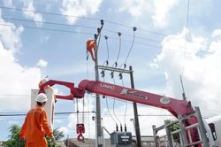 Điện lực miền Nam chủ động phương án, đảm bảo điện an toàn dịp Quốc khánh 2/9