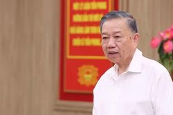 Bộ Chính trị: Đến 2030, toàn Đảng có 4.000-6.000 cán bộ tuyên giáo nòng cốt