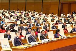 Quốc hội Khóa XVI: Kiến tạo môi trường, động lực và không gian phát triển mới