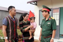 Người có uy tín - cầu nối đưa pháp luật đi vào cuộc sống