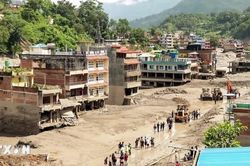 Lũ quét ở Nepal-Trung Quốc: Sạt lở đất mới tạo thành hồ chắn dòng tại Cát Long