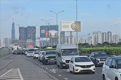 Cao tốc TP Hồ Chí Minh - Long Thành ùn ứ khoảng 10 km trong ngày nghỉ lễ thứ hai