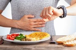 Bỏ bữa sáng, ăn gộp với bữa trưa: Coi chừng 2 bệnh khó chữa này