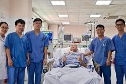 10 ngày giành giật sự sống cho chàng trai 25 tuổi mắc Lupus