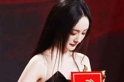'Dương Mịch trượt đề cử Kim Ưng' lên hot-search