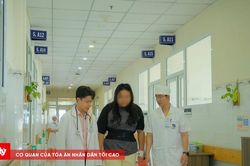 Bé gái 13 tuổi bị thoát vị đĩa đệm nặng, bác sĩ cảnh báo khẩn