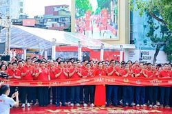 Lan tỏa thông điệp '10 tỷ bước xanh - Vì Việt Nam vững bền'