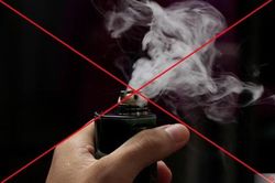 Hà Nội phát động toàn dân tố giác hành vi mua bán thuốc lá điện tử