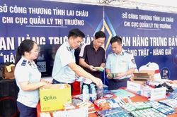 Gian h&agrave;ng thật - giả: Trang bị kỹ năng bảo vệ người ti&ecirc;u d&ugrave;ng Lai Ch&acirc;u