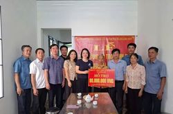 Trao mái ấm, trao thêm niềm tin