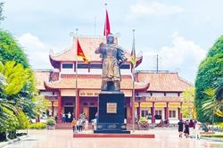 Về miền đất võ