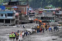 Thảm họa lũ quét Nepal: Số người chết và mất tích tiếp tục tăng