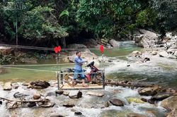 Khát vọng thông đường ở Tà Dông