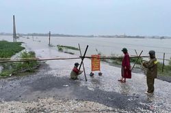 Ninh Bình: Chủ động ứng phó mưa lớn, lũ lụt và sạt lở đất