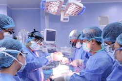 Hai lần ghép tim giành lại sự sống cho cho nam bệnh nhân 50 tuổi