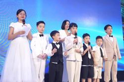 Khi trẻ học cách tự tin cất tiếng