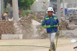 Nhộn nhịp công trường không nghỉ dịp Quốc khánh 2/9