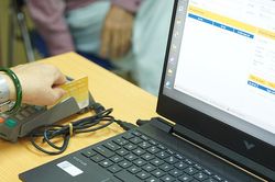 Những điều cần lưu &yacute; khi nhận lương hưu qua VNeID