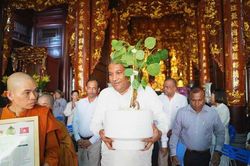 Hà Nội: Chùa Vạn Phúc trồng cội Bồ Đề được trao tặng từ Sri Lanka