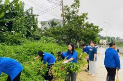 Đoàn Thanh niên phường Thục Phán ra quân 'Ngày Chủ nhật xanh'