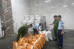 Hoài Đức: 2 hộ kinh doanh hàng giả mạo nhãn hiệu bị phạt 22 triệu đồng