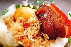 Ăn xôi buổi sáng tưởng chắc bụng, hóa ra nhiều người đang ăn sai cách