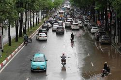 Thời tiết 30/8: Miền Bắc mưa tăng về đêm, Trung bộ có nơi trên 38°C