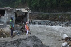 Liên hợp quốc và Nepal cảnh báo mối đe dọa khí hậu sau trận lũ tàn khốc