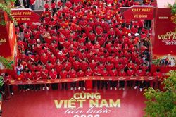Sự kiện đi bộ toàn quốc 'Cùng Việt Nam tiến bước': Hành trình nối dài mục tiêu '10 tỷ bước xanh'