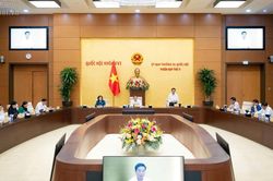 Loạt chính sách y tế quan trọng được xem xét tại Phiên họp thứ 6 của UBTVQH