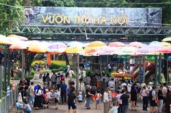 Xem Vườn thú Hà Nội có gì mà thu hút hàng vạn du khách trong dịp nghỉ lễ 2/9