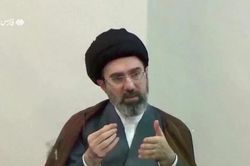 Lãnh tụ Tối cao Iran kêu gọi các quốc gia Vùng Vịnh 'đoàn kết chống lại kẻ thù chung'