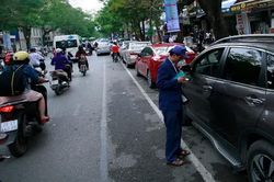 Hàng loạt điểm trông xe miễn phí phục vụ nhân dân tại các khu du lịch, vui chơi dịp 2-9