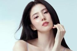 Han So Hee bật khóc, nói về sóng gió trong cuộc đời
