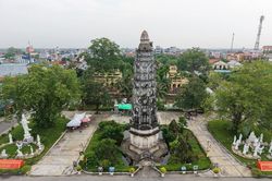 Cởi bỏ cà sa khoác chiến bào