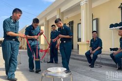 Trung đoàn Tên lửa 282 sôi nổi các hoạt động chào mừng Cách mạng Tháng Tám và Quốc khánh 2/9